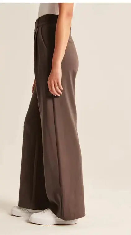 High-Waisted Wide-Leg Trousers with Belt and Pockets